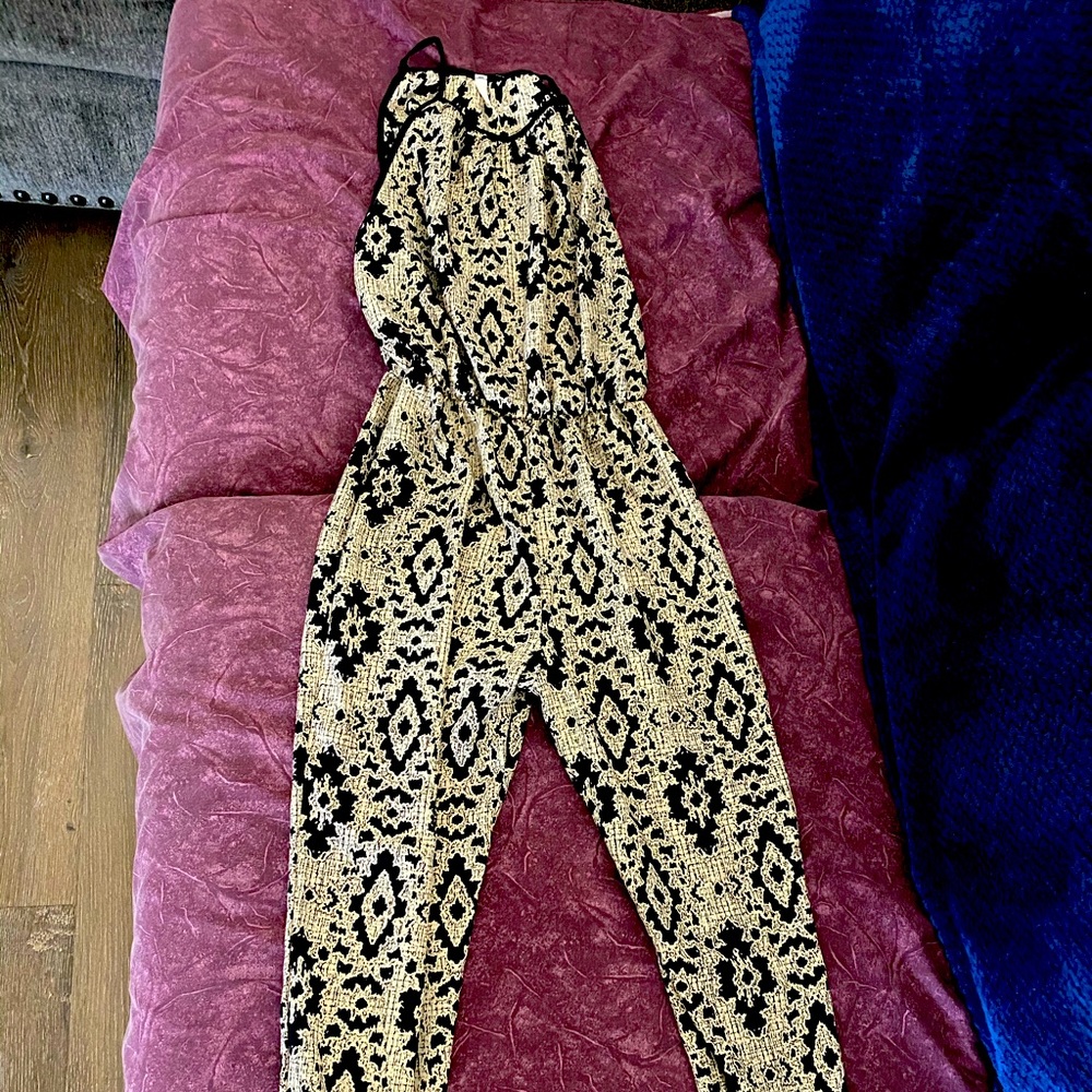 Jump suit